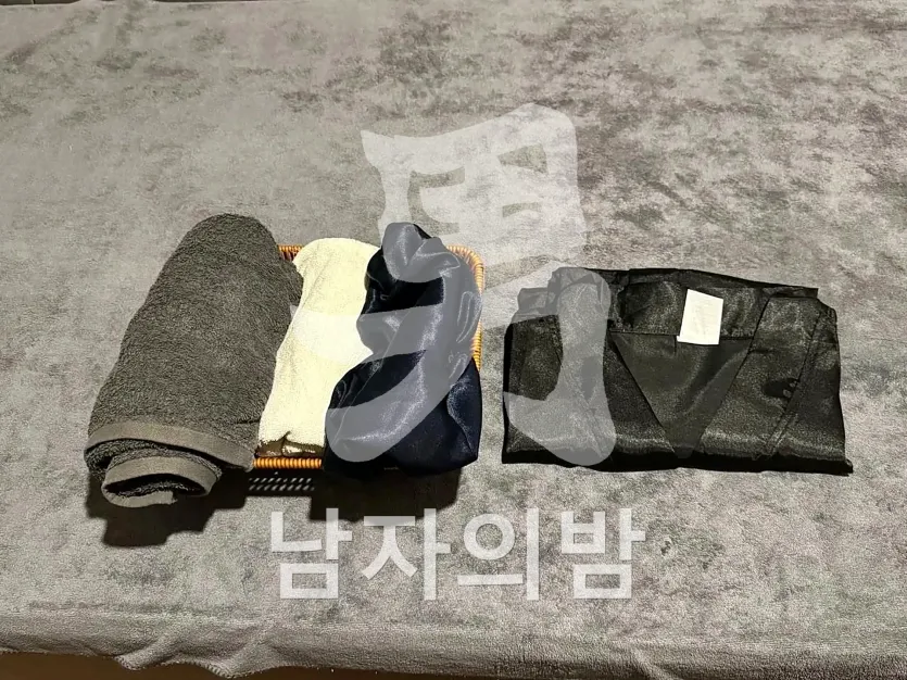 다낭 청룡열차 청결하게 준비된 수건과 어메니티