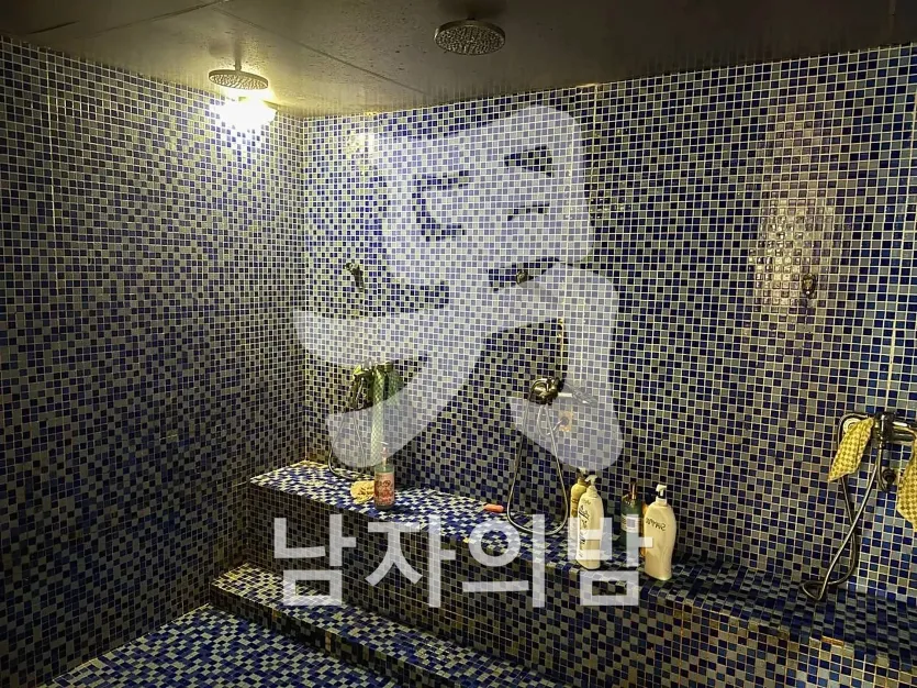 다낭 청룡열차 야간 외관 분위기
