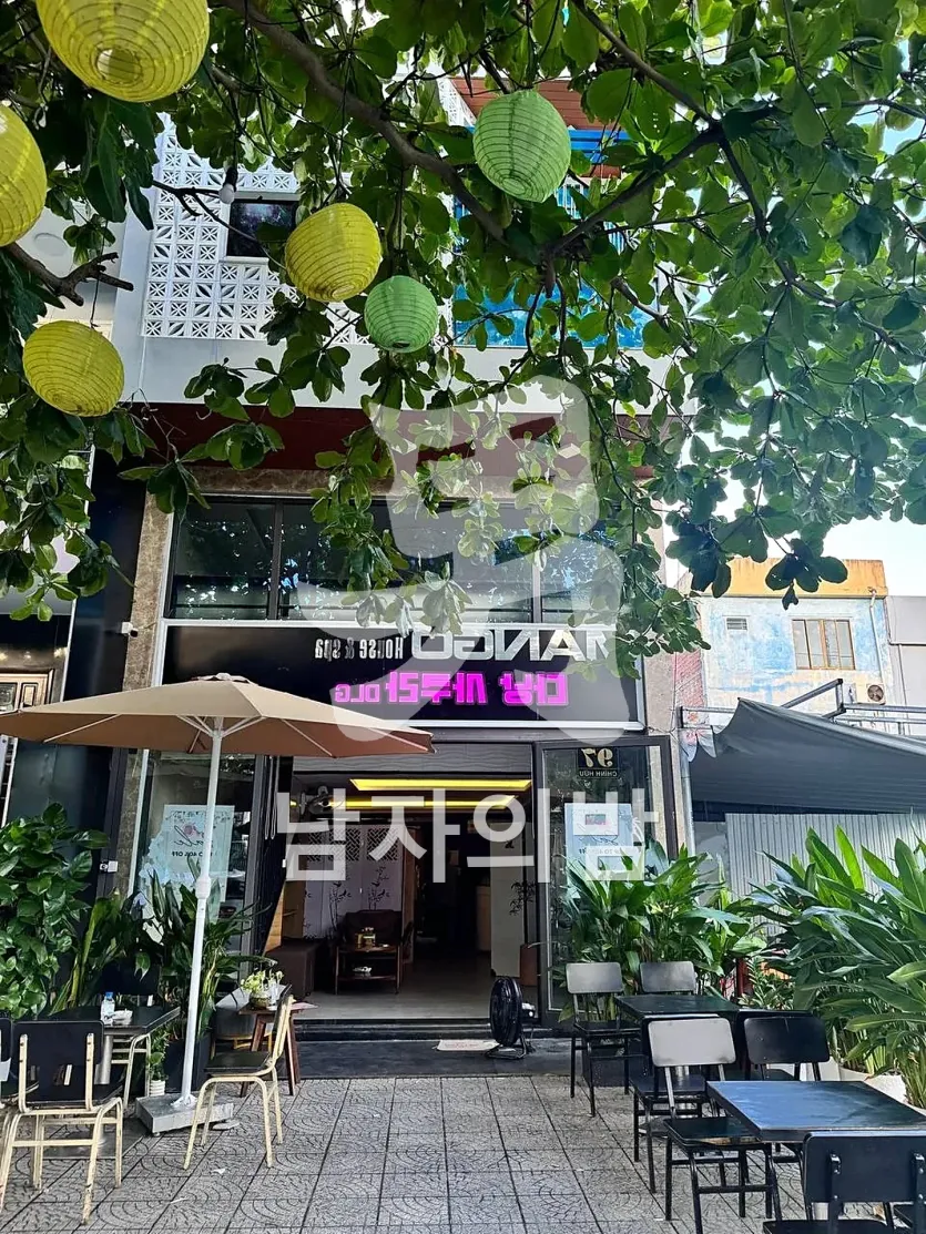 다낭 DLG 사쿠라 마사지 정돈된 관리 룸 침대