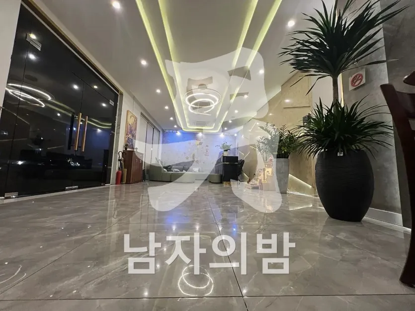 다낭 돈키호테 코스 안내와 미러룸 초이스 공간