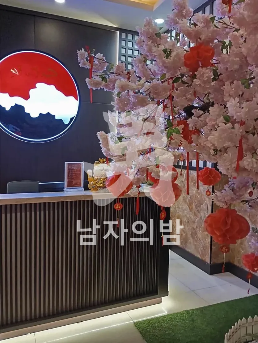 다낭 로컬 사쿠라 마사지 로컬풍 복도 인테리어