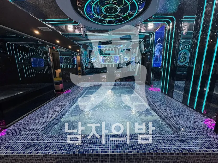 다낭 뉴사쿠라 마사지 정갈하게 정돈된 입구