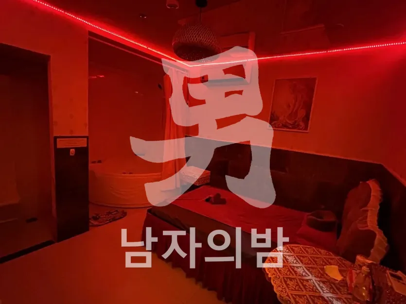 다낭 풍투이 스파 입구와 안내 공간