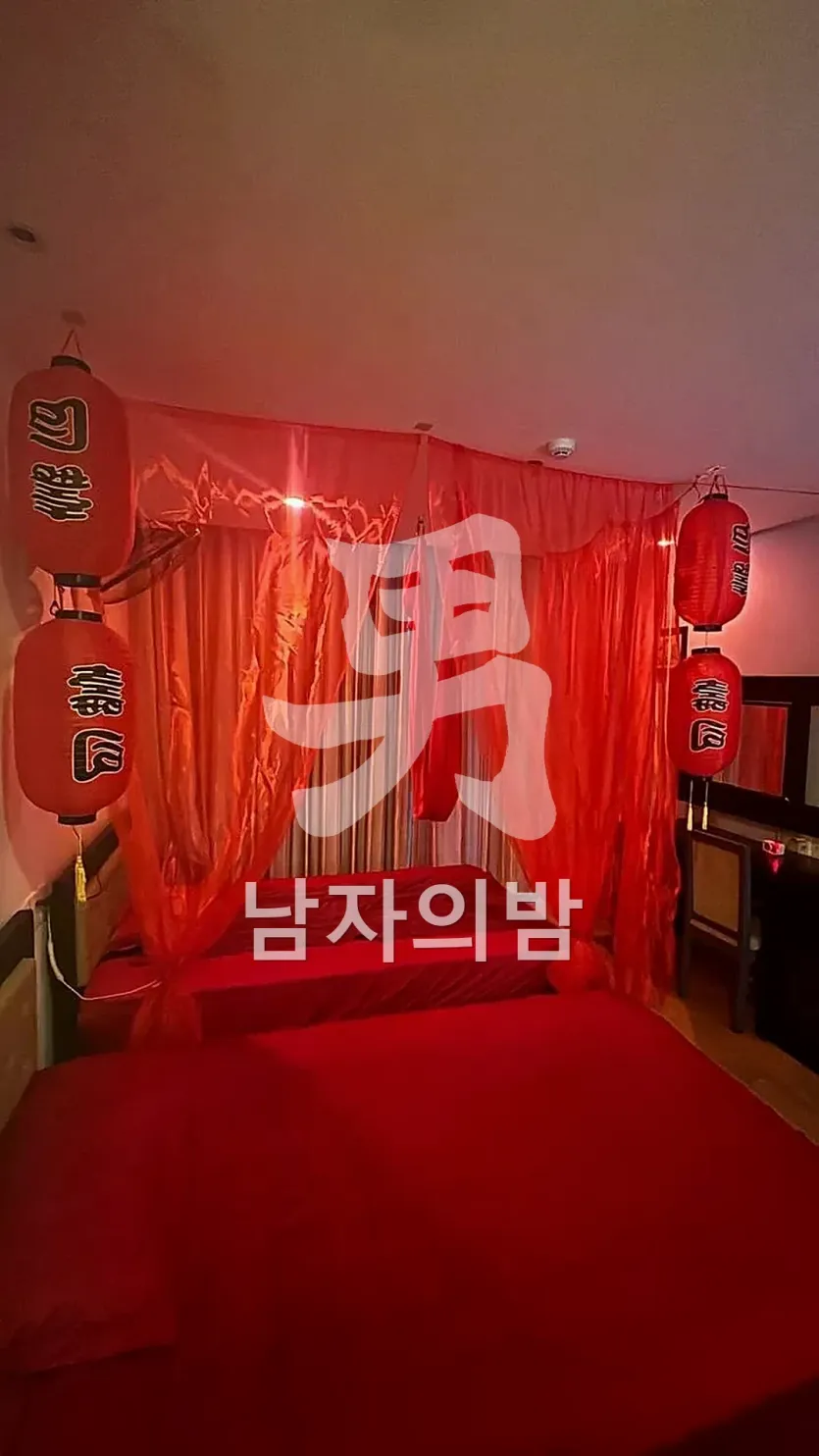 다낭 빨간그네 Chill Place 호텔 4층 입구
