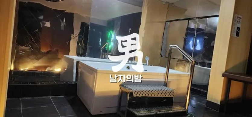하노이 문 마사지 몸을 데우는 사우나와 동반 샤워 시설