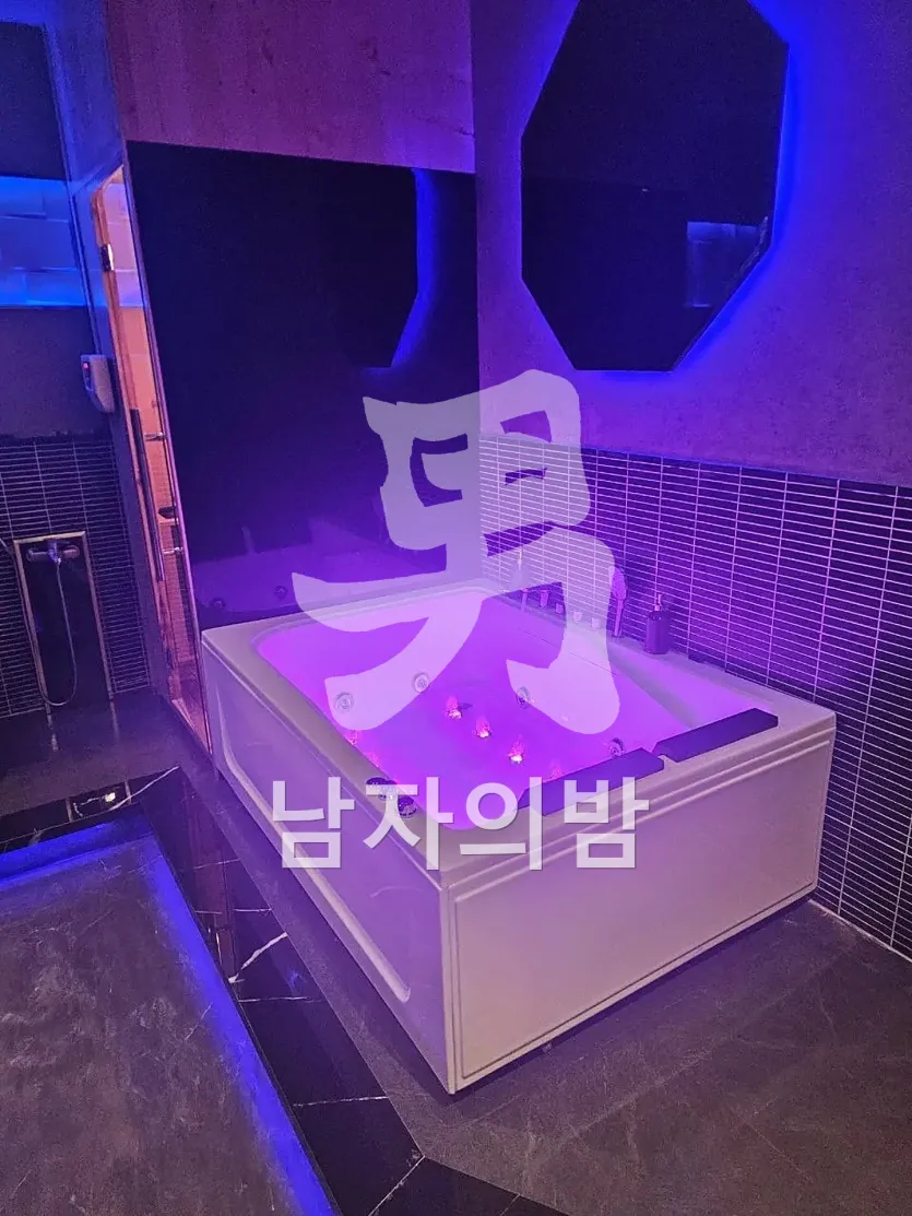 나트랑 나우 스파 은은한 룸 조명과 아늑한 분위기