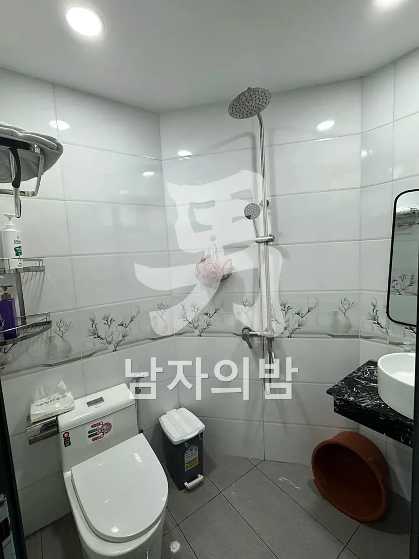 나트랑 비타민 스파 차분한 실내 무드 마무리