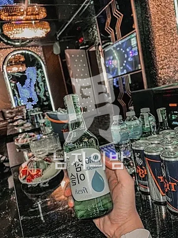 나트랑 마스터 가라오케 넓은 룸과 좌석 구성
